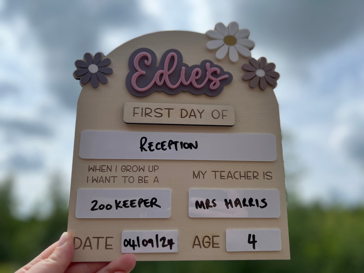 First & Last Day Sign Floral