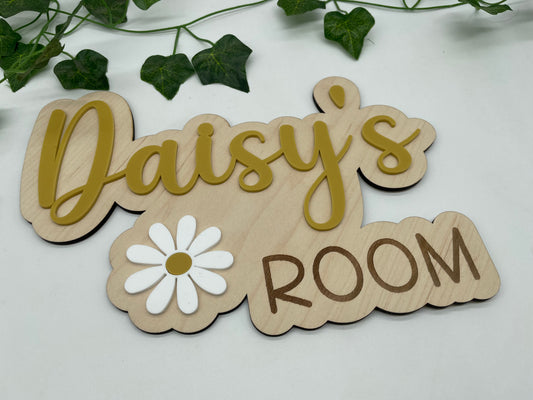 Daisy room sign