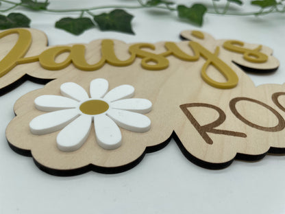 Daisy room sign